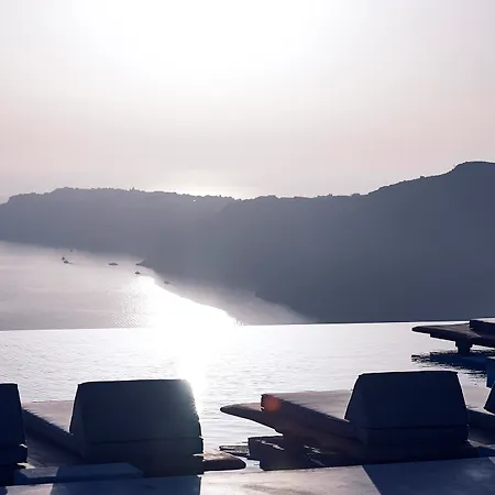 Cavo Tagoo Santorini Hotel