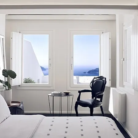 Cavo Tagoo Hotel