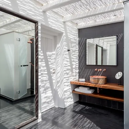 Hotel Cavo Tagoo