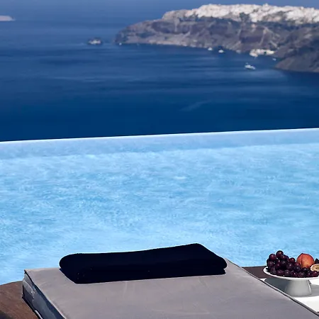 Cavo Tagoo Santorini Ξενοδοχείο 5*